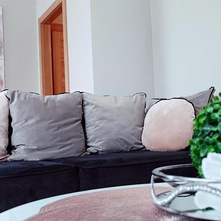 Cosmopolitan Apartament Z Bezplatnym, Prywatnym Parkingiem W Hali Garazowej Stary Toruń Exterior foto